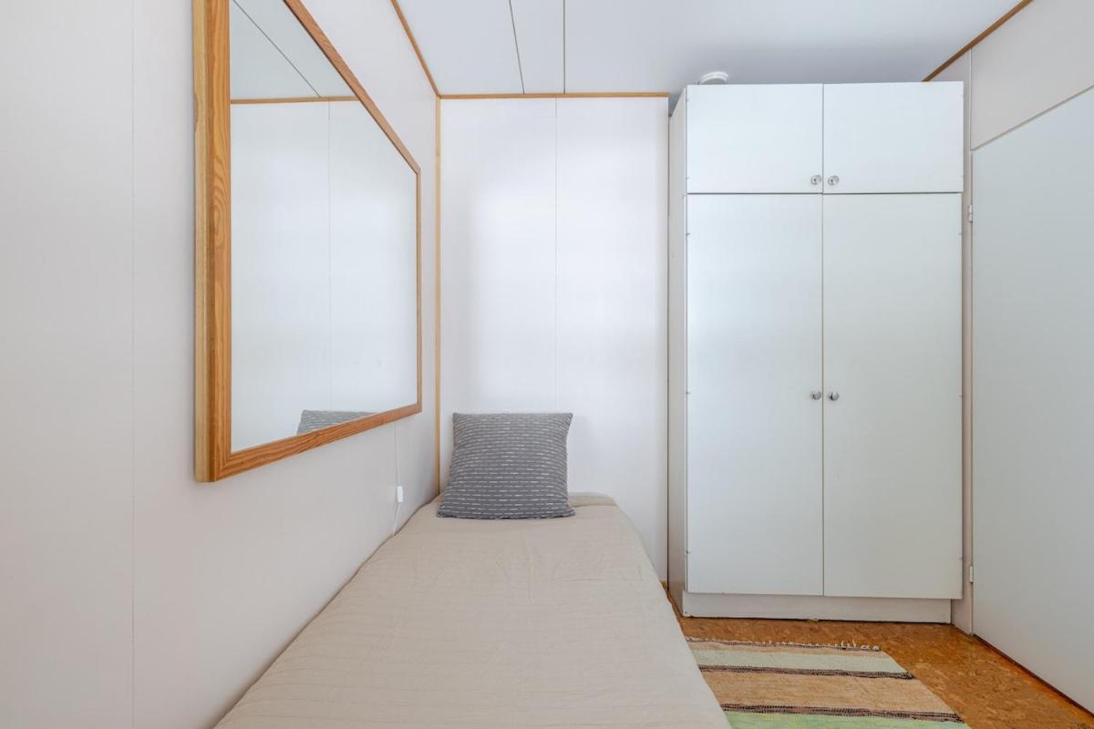 Bungalow House Flat In Rekola 33M2 Vantaa Ngoại thất bức ảnh